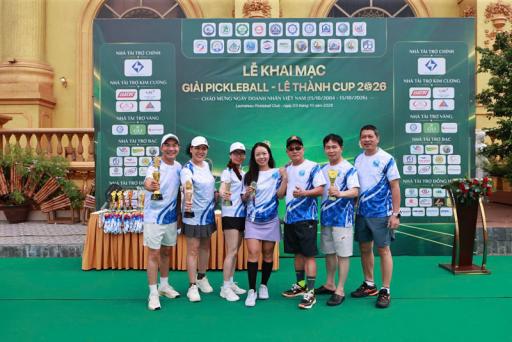 Sôi nổi Giải Pickleball Lê Thành Cup 2026 với hơn 21 Phường Xã trên địa bàn TPHCM: Đơn vị Phường Tây Thạnh đồng tổ chức giải xuất sắc gặt hái thành công.